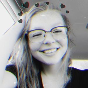 Meet your Posher, Kendra